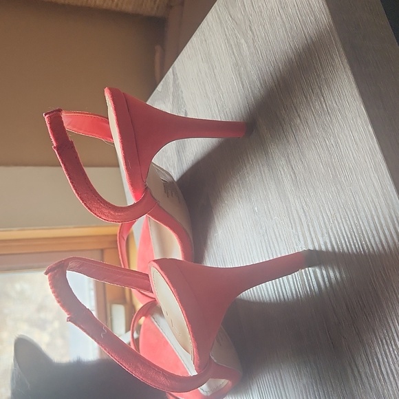 Red Velvet Open Toe Sandles - Picture 2 of 3